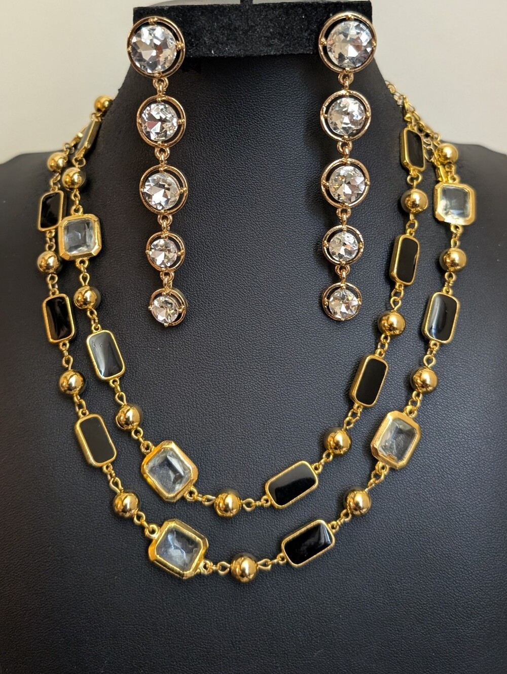 #5. Vintage Crystal And Enamel Necklace & Earrings